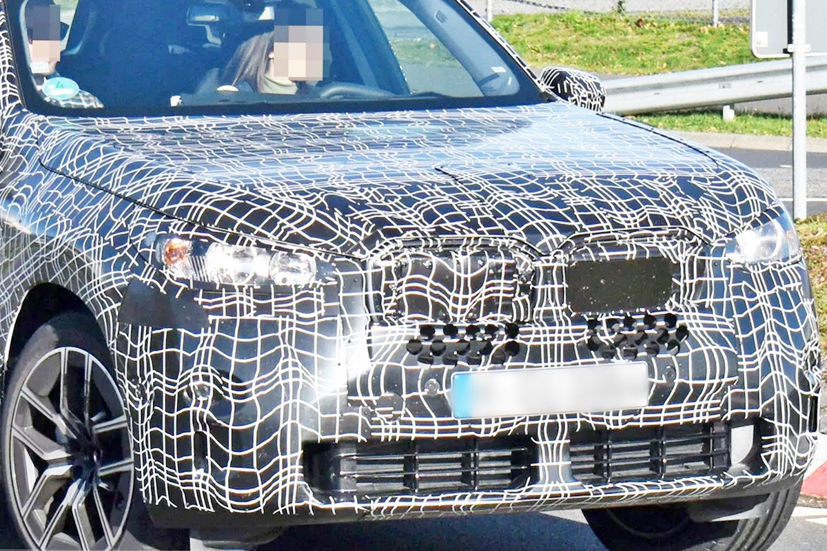 0_BMW 차세대 X3 스파이샷_CarScoops_1.jpg