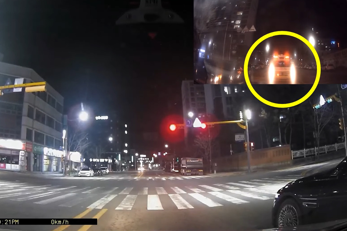 1_사고차 블박_유튜브 채널 '한문철 TV'.jpg