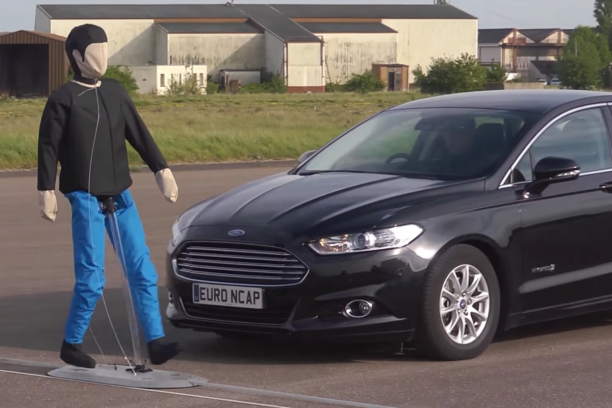 4_YouTube 'Euro NCAP'.jpg