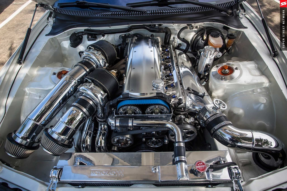1994-toyota-supra-2jz-gte 엔진룸.jpg