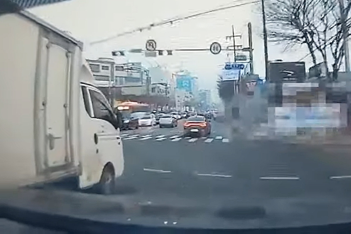 5_보험사기 블랙박스 영상_'경기남부경찰청'.jpg