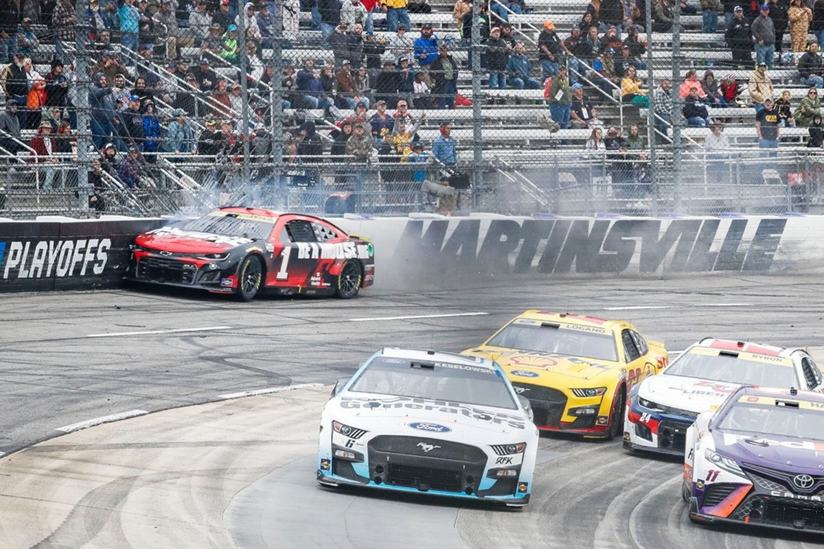 3_나스카 벽타기_AutoSport.jpg