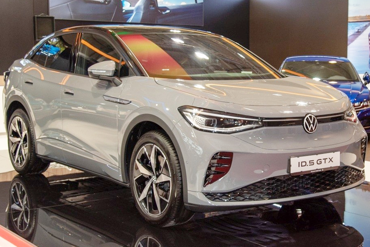 2_폭스바겐 ID.5 GTX_'Auto Data'.jpg
