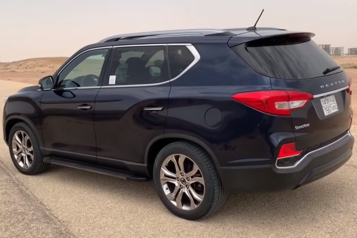 렉스턴_YouTube 'Cars Expert'_2.jpg