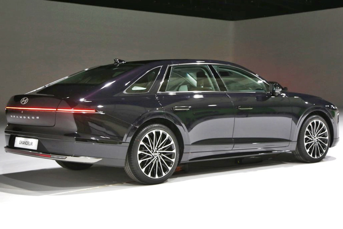 6_신형 그랜저_브런치 'View H'.jpg