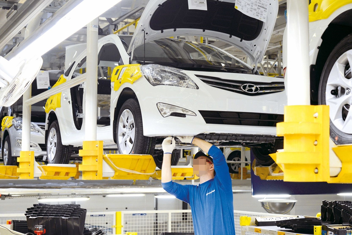 러시아 현지 공장 생산라인 모습_현대자동차.jpg