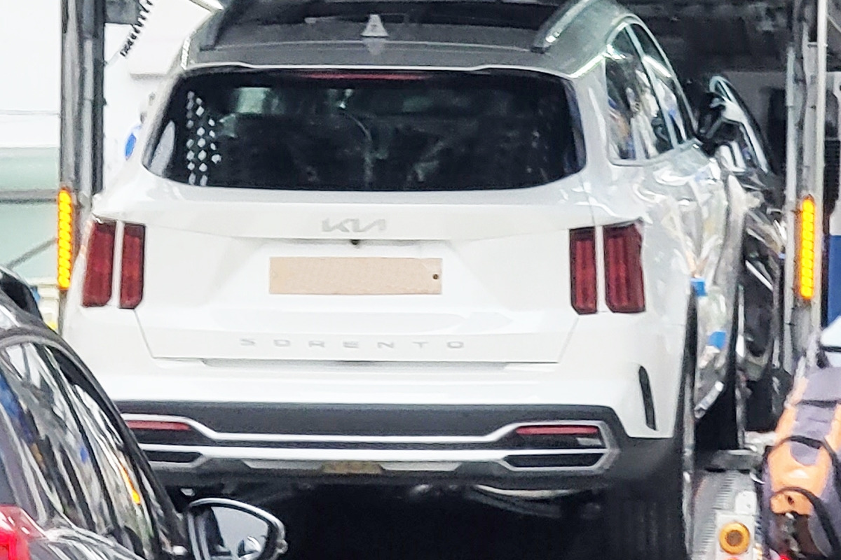 기아 쏘렌토.jpg