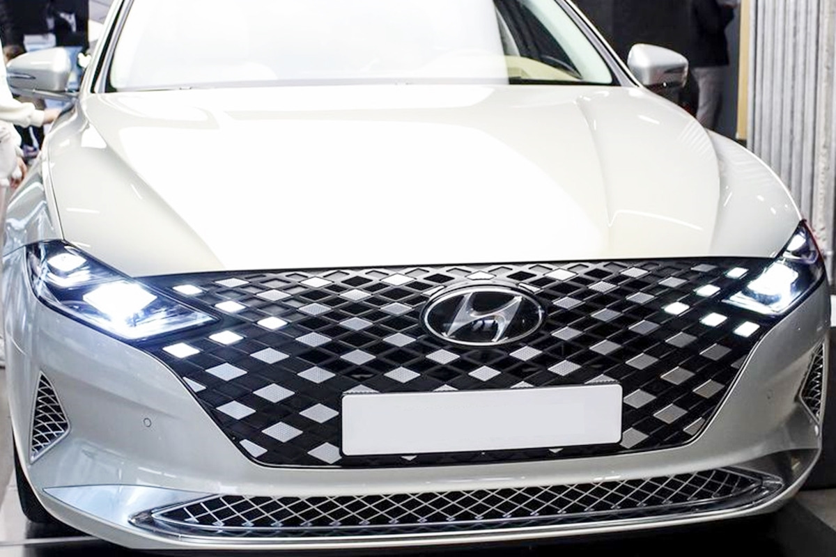 현대자동차 그랜저.jpg