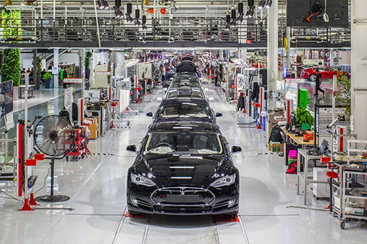 테슬라 공장.jpg