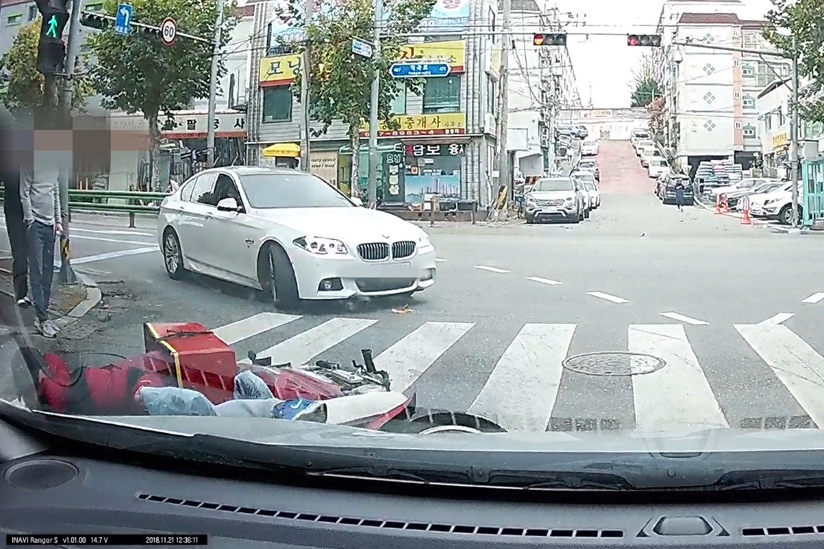 4 비접촉 교통사고.jpg