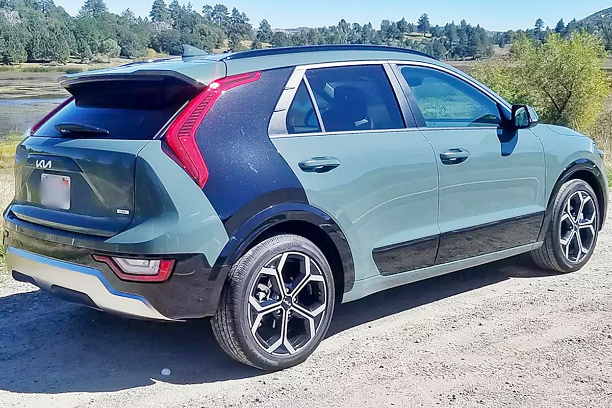 2_기아 니로_Cars com.jpg