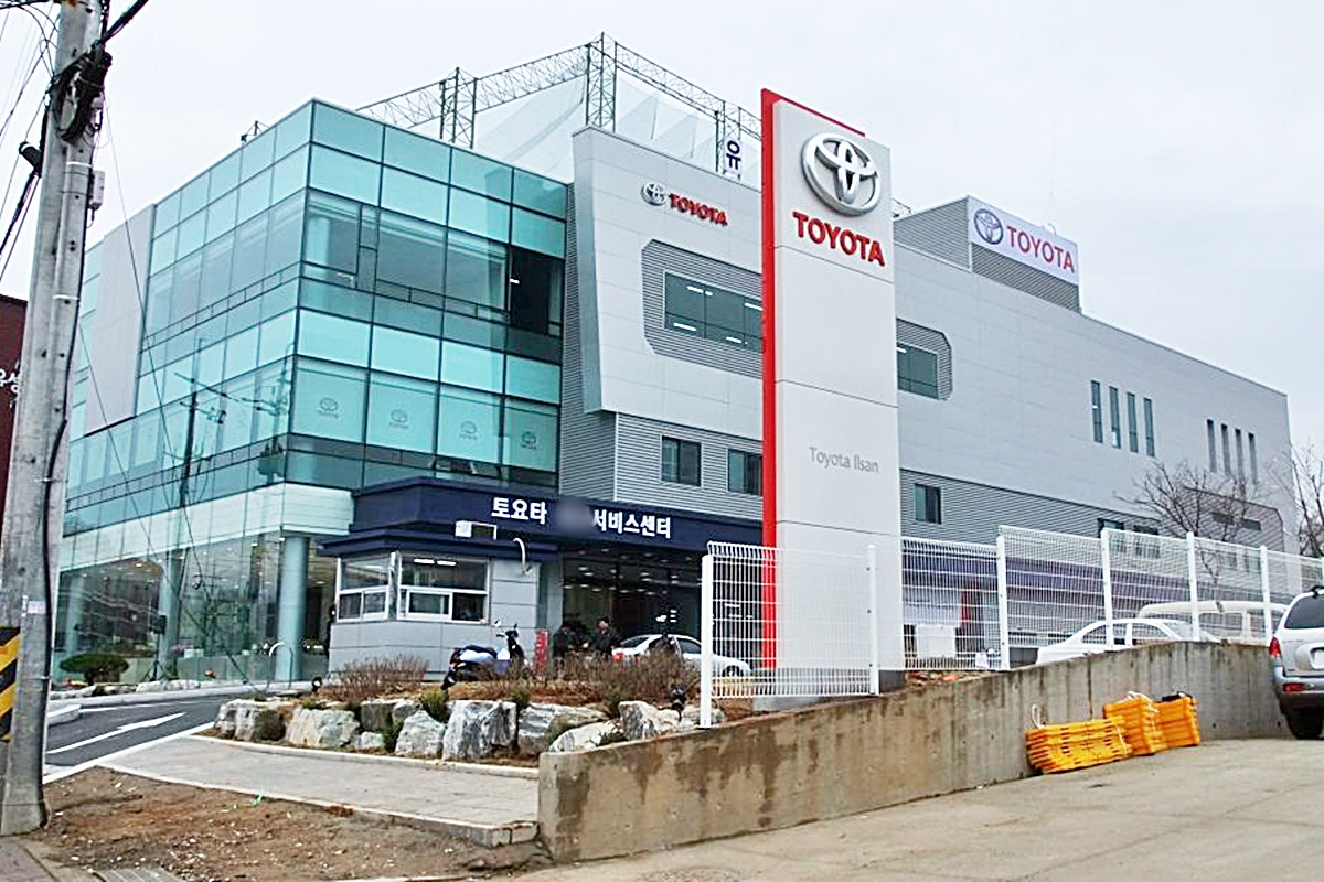 5_토요타 서비스센터_삼일기업공사.jpg