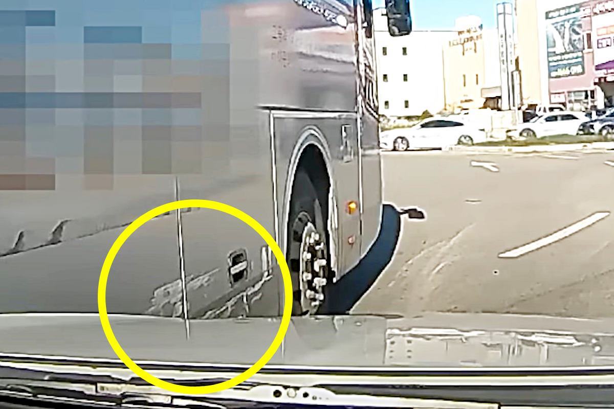 사진 출처 = 유튜브 채널 '블박맛집'.jpg