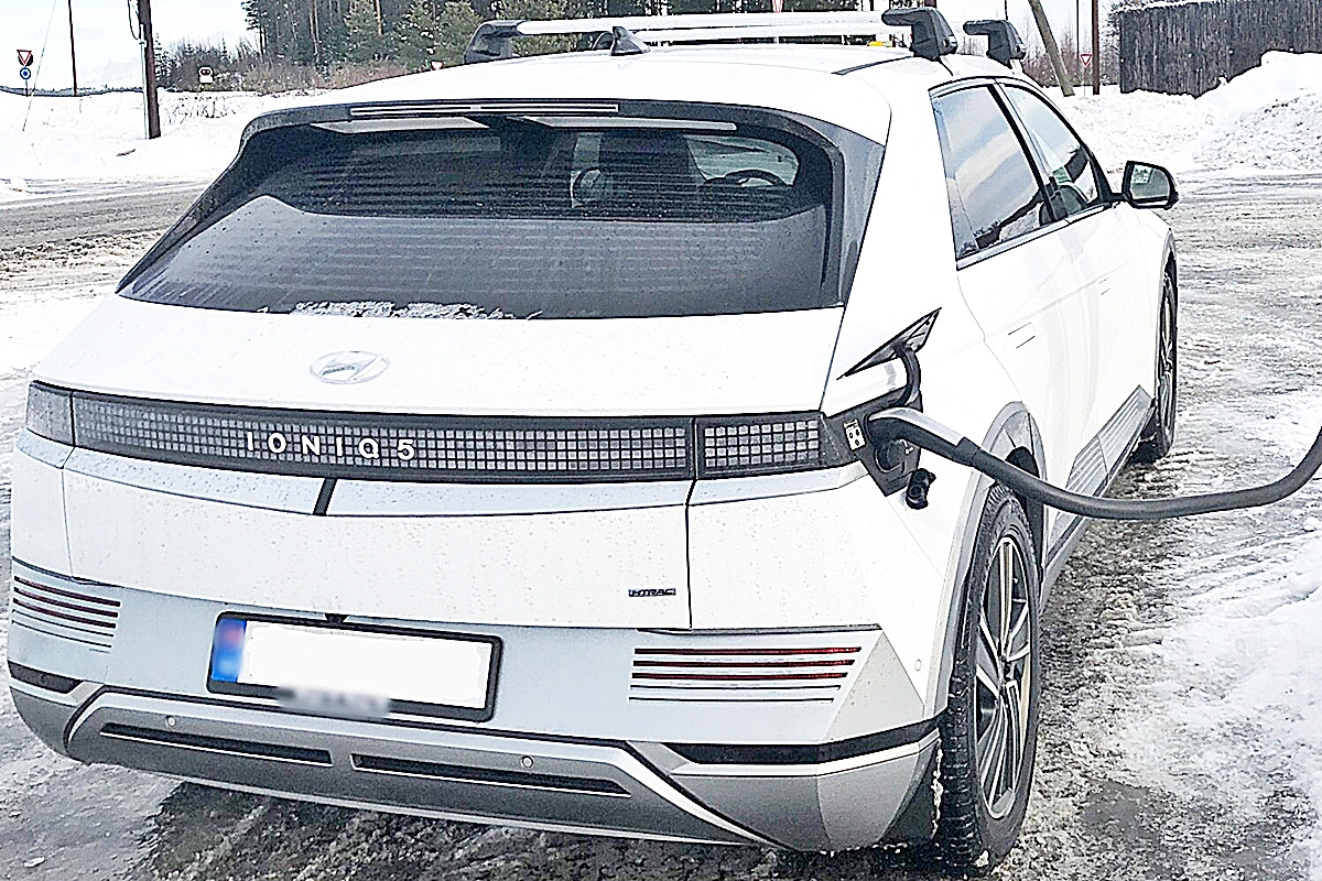 0_현대 아이오닉 5 충전.jpg