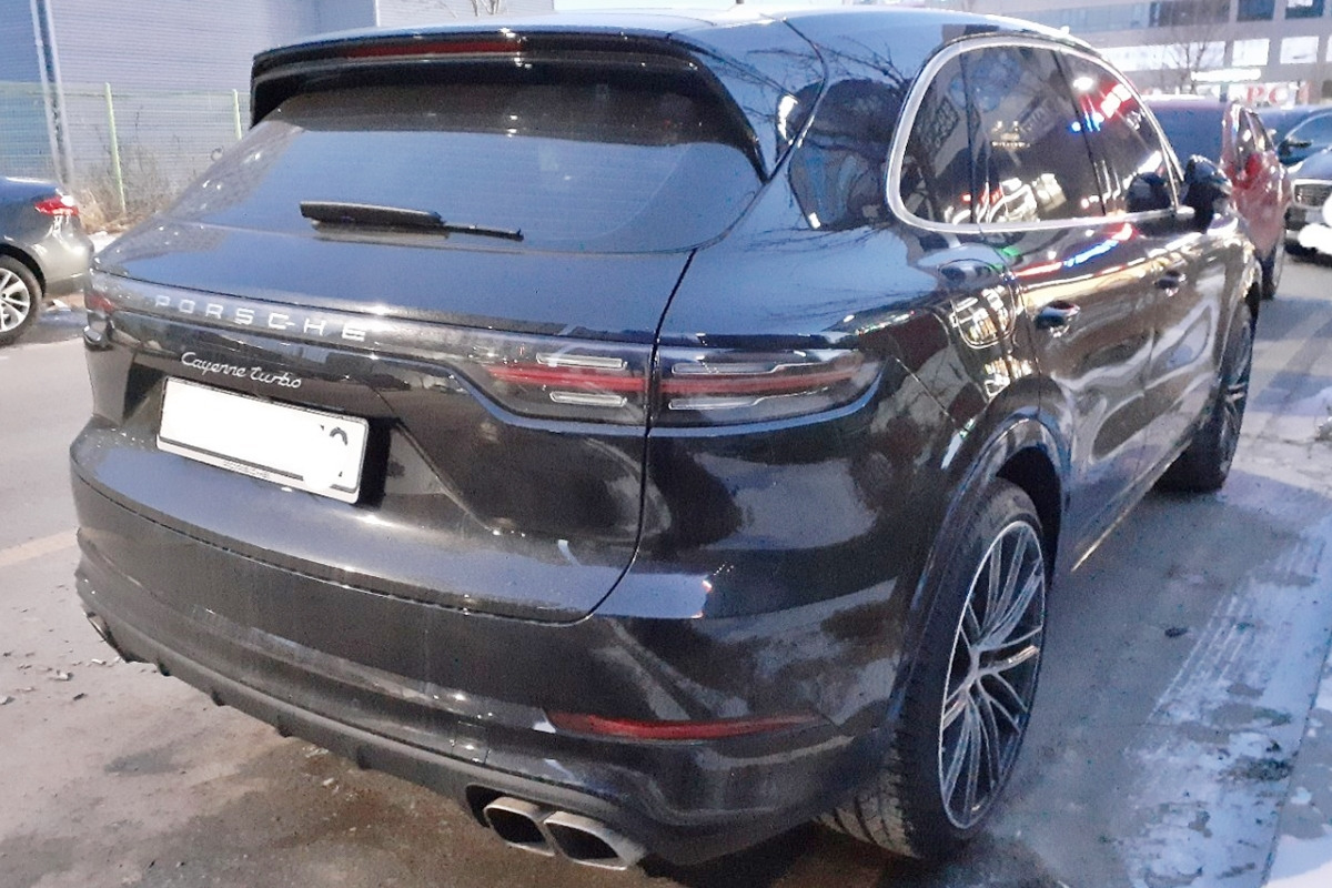 6_포르쉐 카이엔_네이버 남차카페 '경기lldream롤스'님.jpg