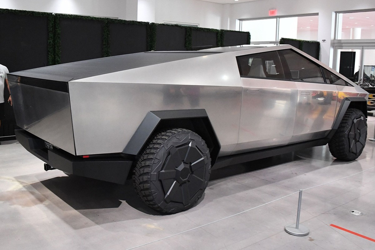 테슬라 Car Magazine 2번.jpg