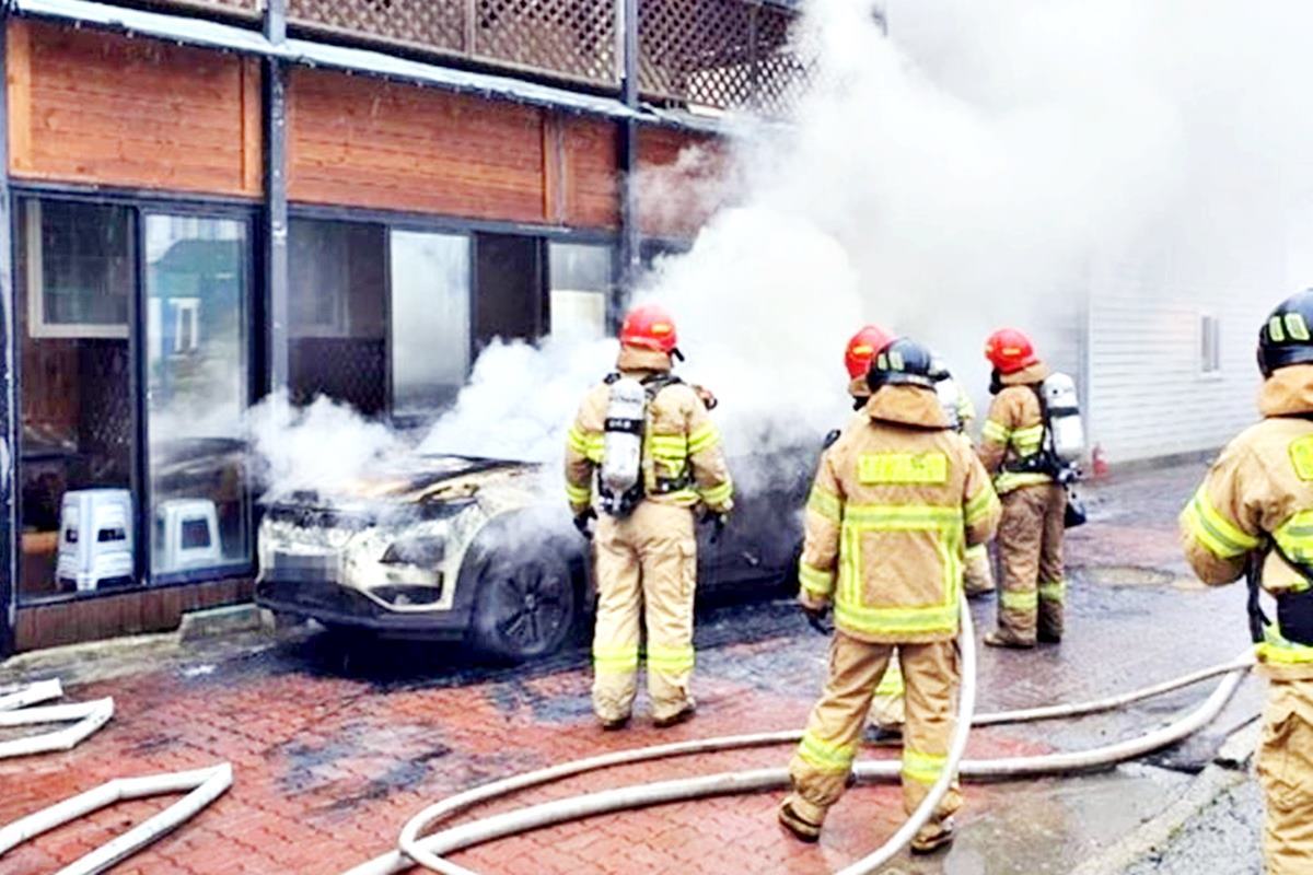 화재가 발생한 코나EV 보령소방서.jpg