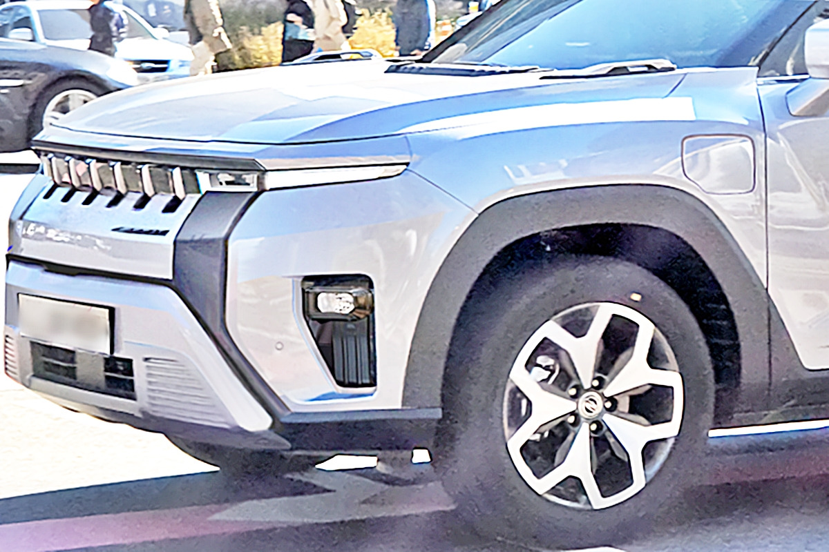 0_토레스 전기차 예상도_유튜브 채널 '하이테크로 Hitekro'.jpg