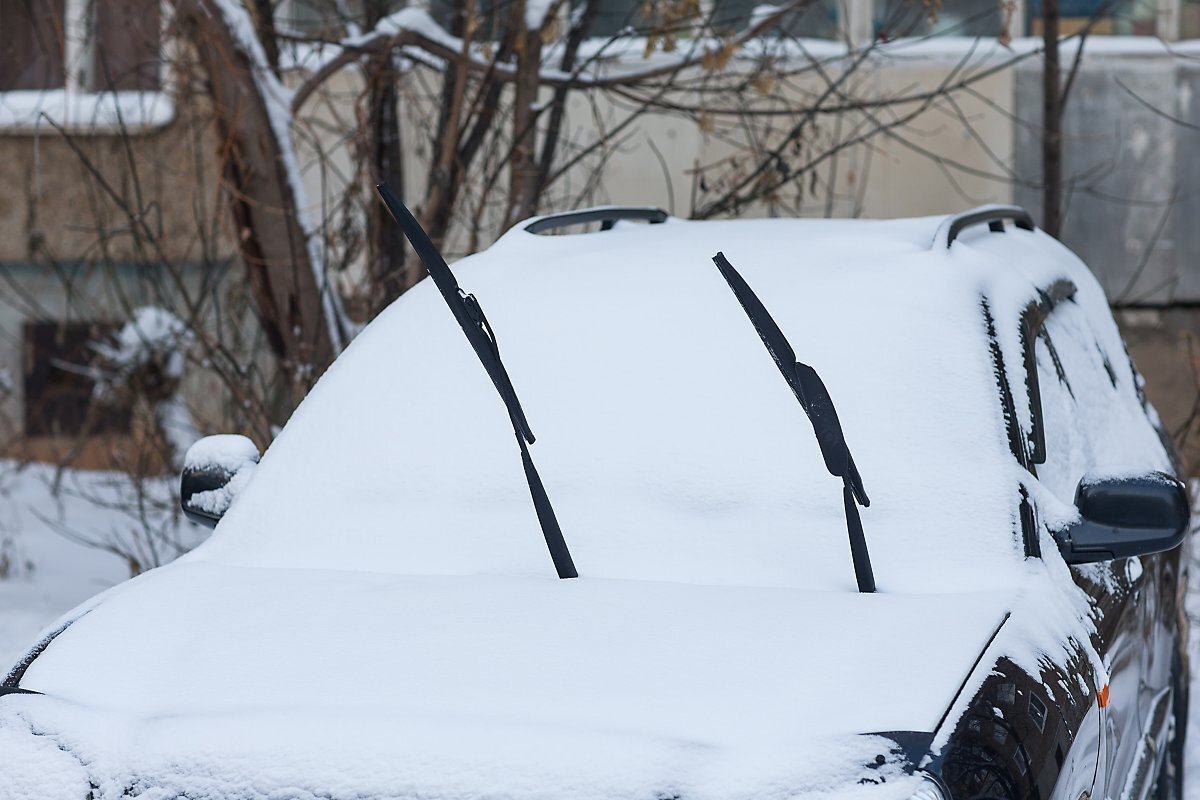 1_눈오는 날 세워둔 와이퍼.jpg