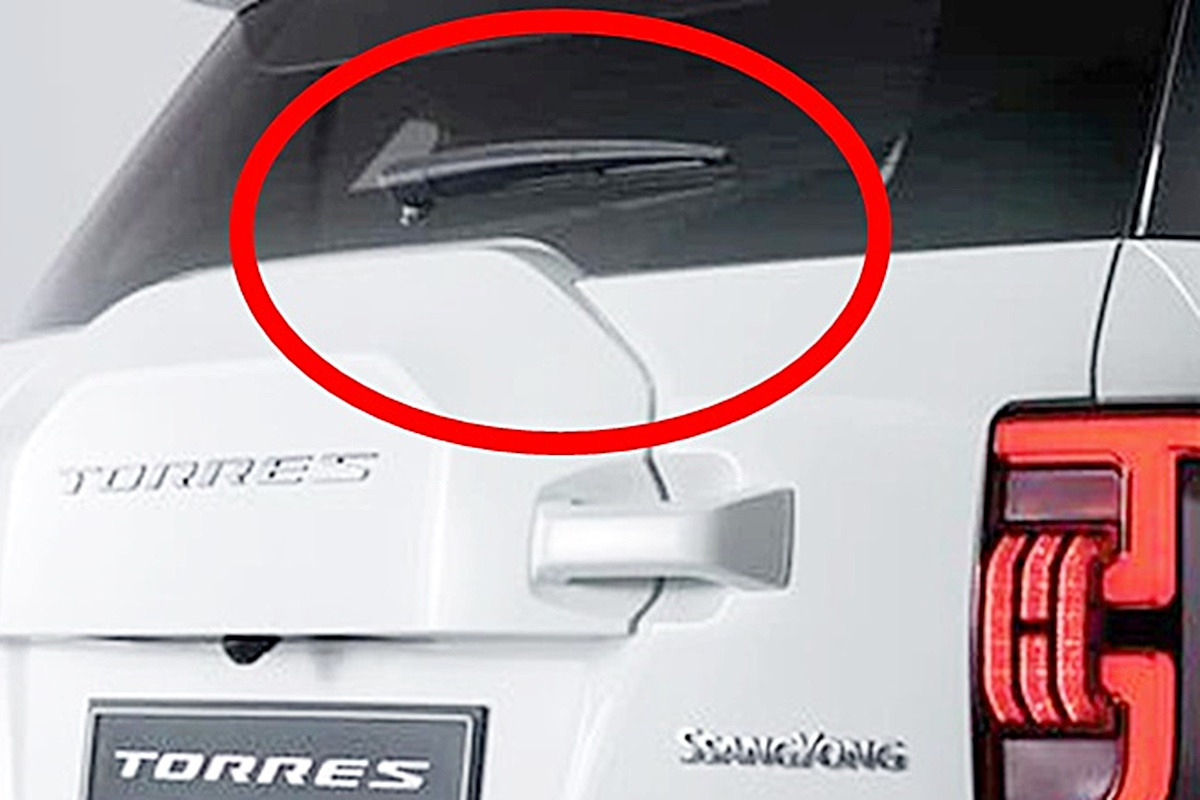 썸네일_토레스 뒷모습_1.jpg