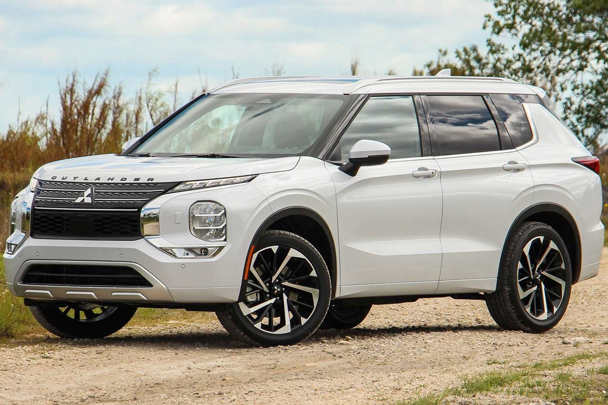 9_미쓰비시 아웃랜더_Motor 1.jpg