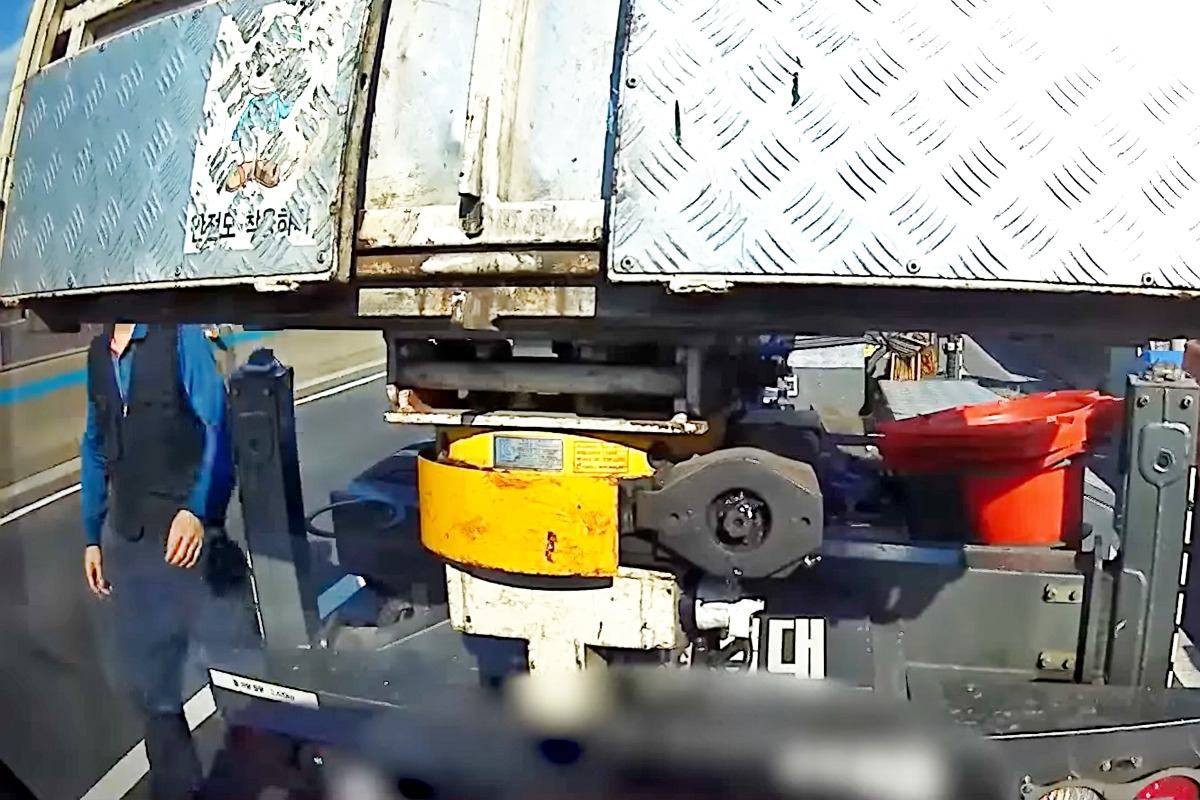 유튜브 채널 '그것이 블랙박스'_6.jpg