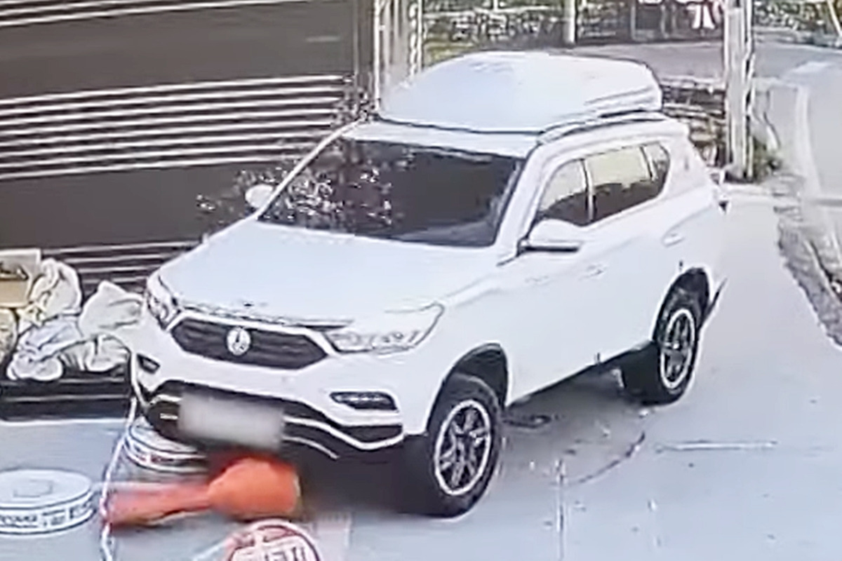 4_사고 순간_유튜브 채널 '한문철 TV'.jpg