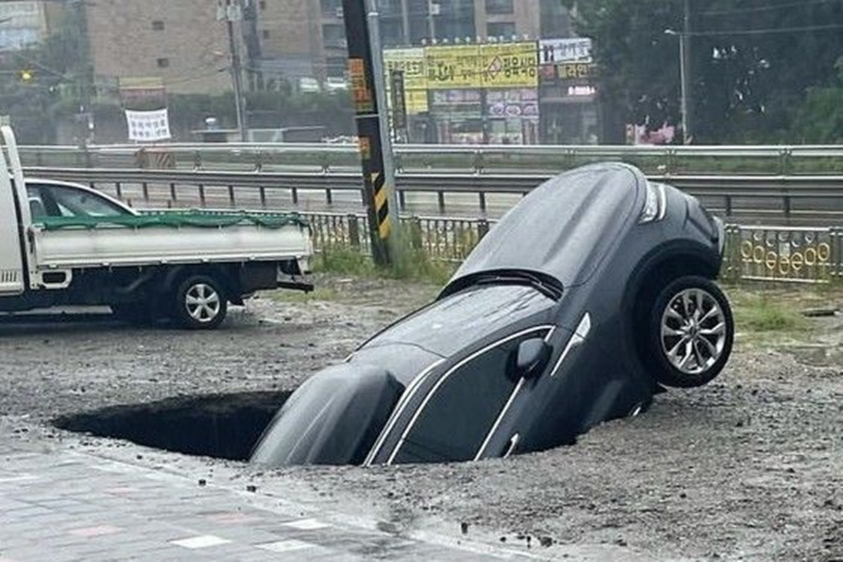 본1 싱크홀 뉴스1.jpg