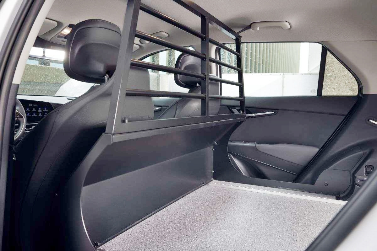 5_니로 EV 카고 적재함.jpg