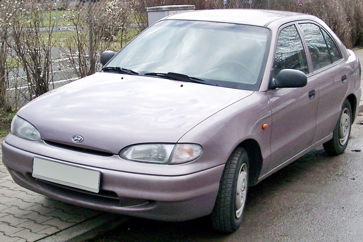 6_현대 엑센트_Wikipedia.jpg