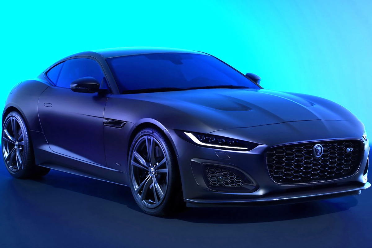 3_Supercar Blondie.jpg