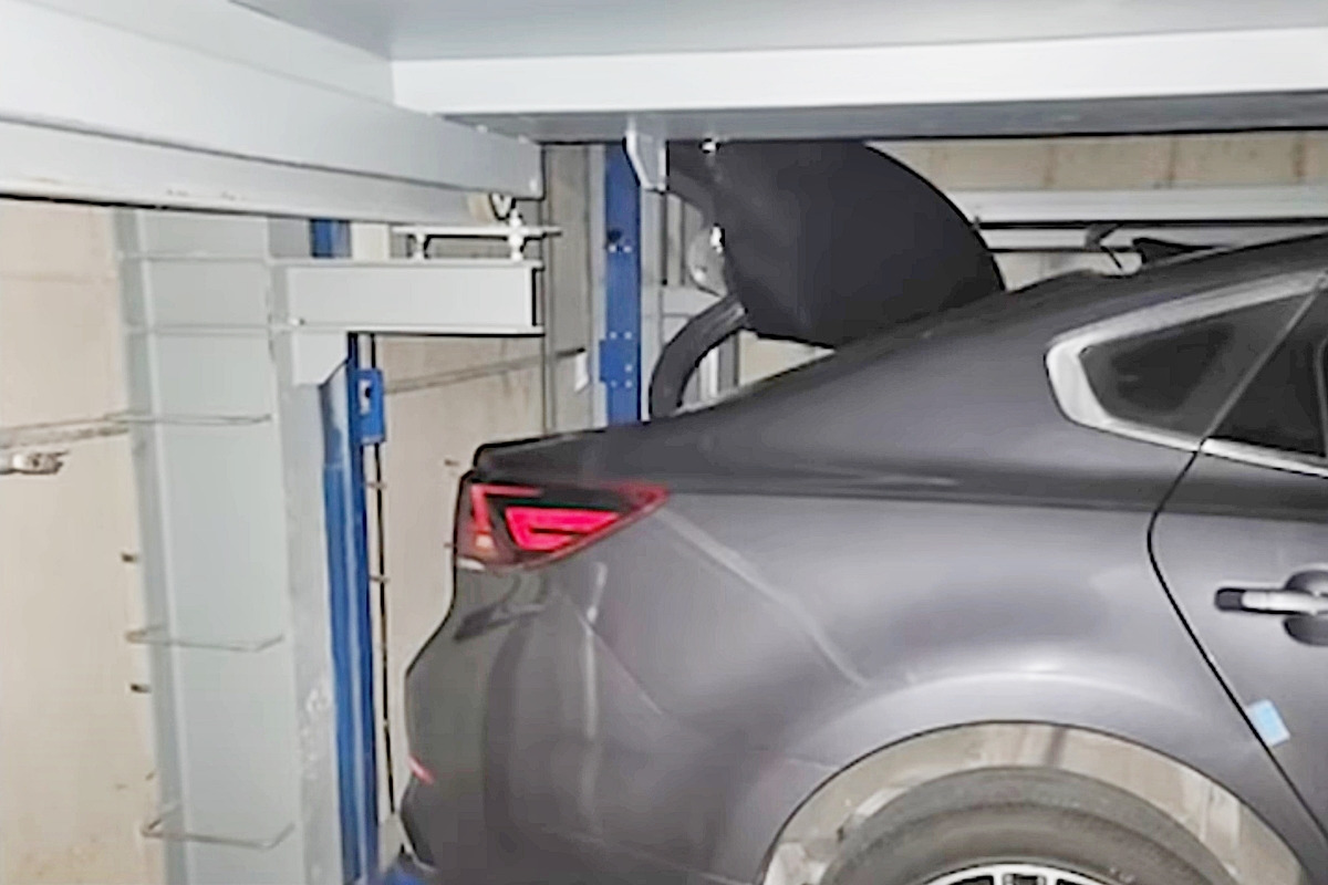 5_기계식 주차장 트렁크 개폐 사고.jpg