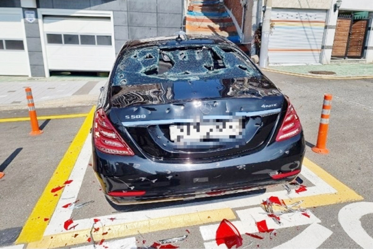 벤츠 불법주차 참교육_보배드림_2.jpg