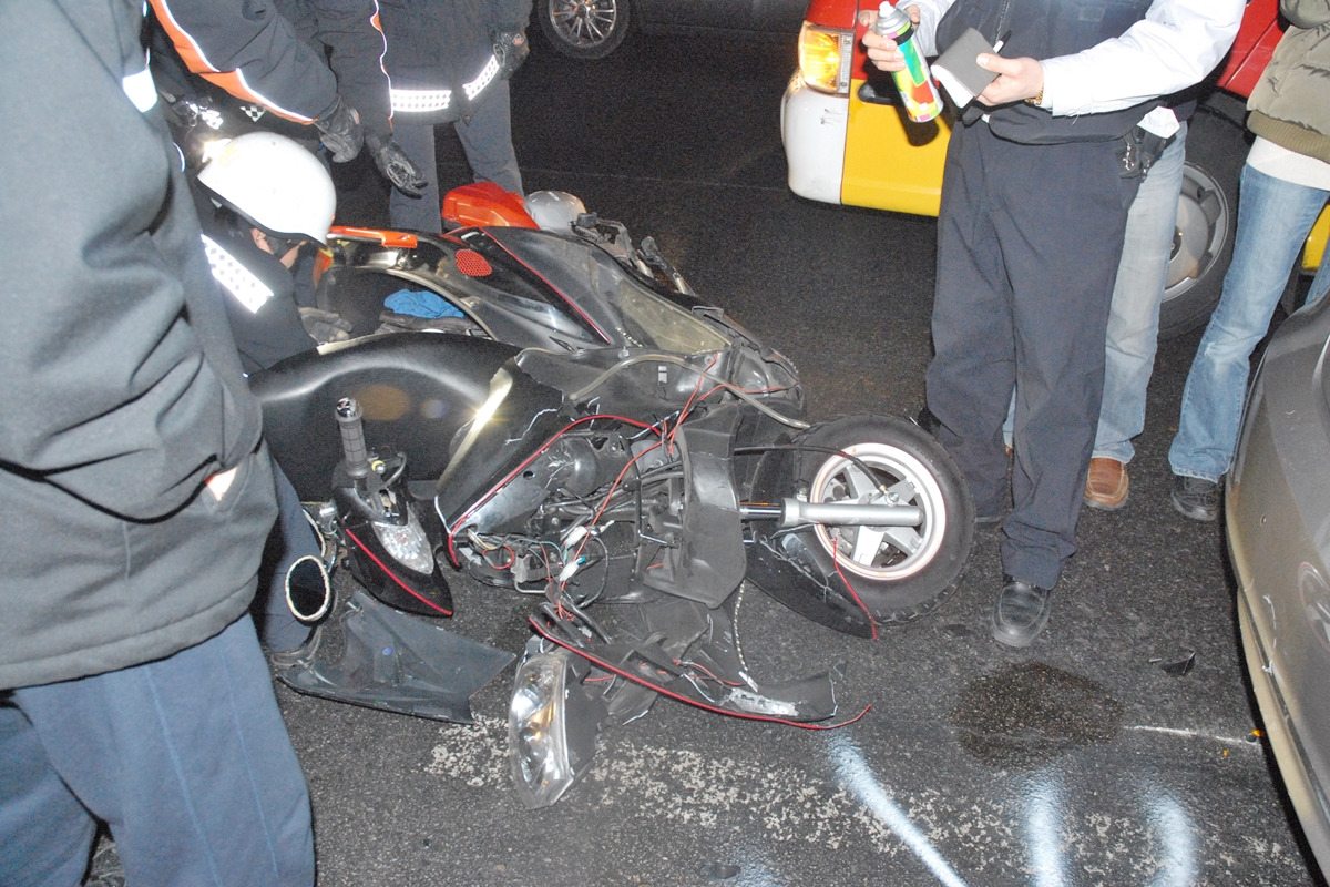 3_오토바이 사고 현장_'Wikipedia'.jpg