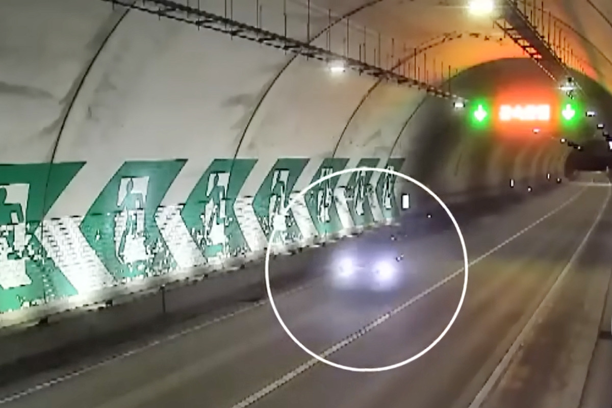 1_역주행하는 가해 차량_온라인 커뮤니티.jpg