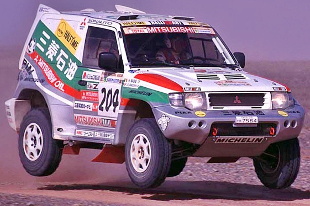 2_미쓰비시 파제로 다카르 랠리카_Motor 1.jpg
