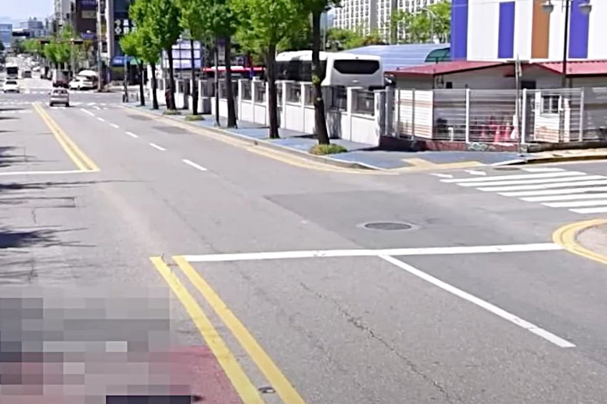 해당 비보호 우회전 구간 사진 출처 = Youtube '블박맛집'.jpg