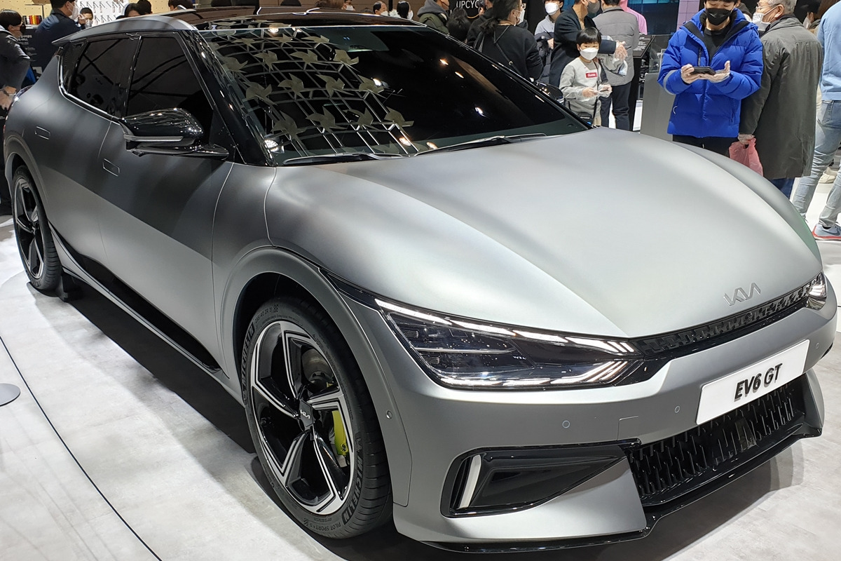 8_기아 EV6 GT_Wikipedia.jpg
