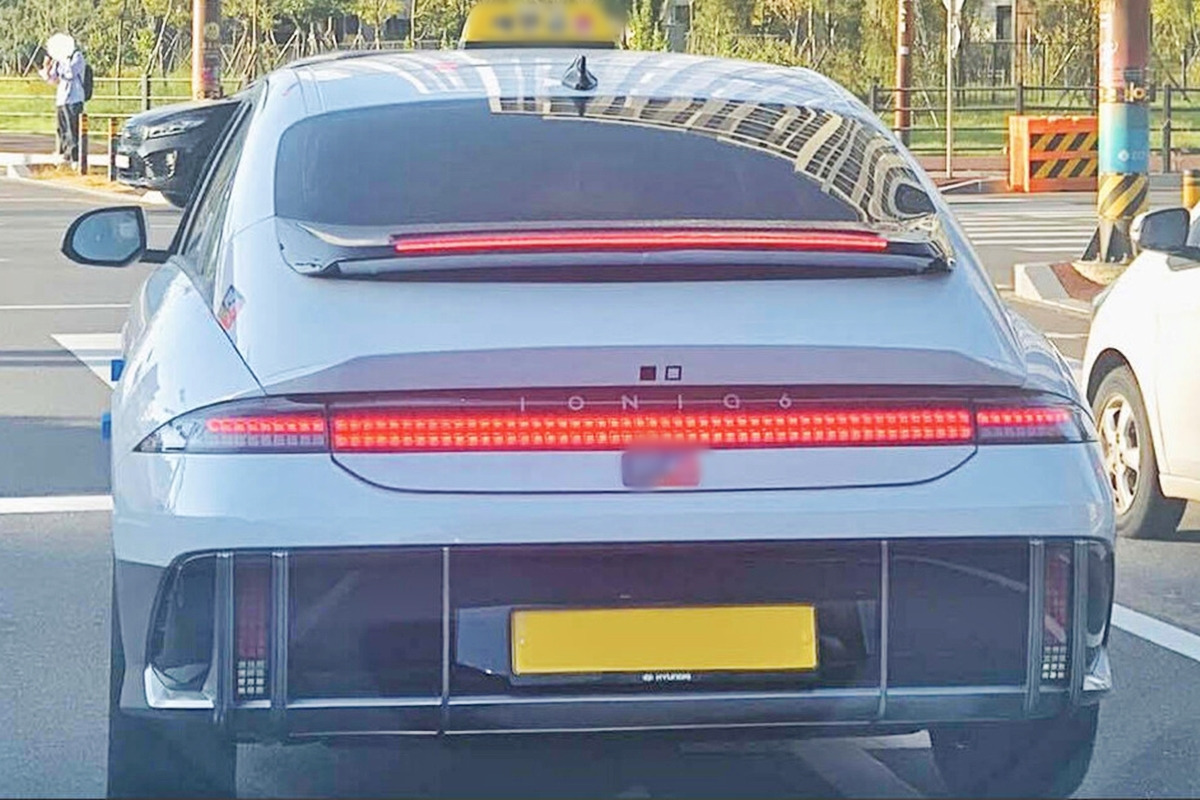 9_현대 아이오닉 6 택시_블라인드.jpg