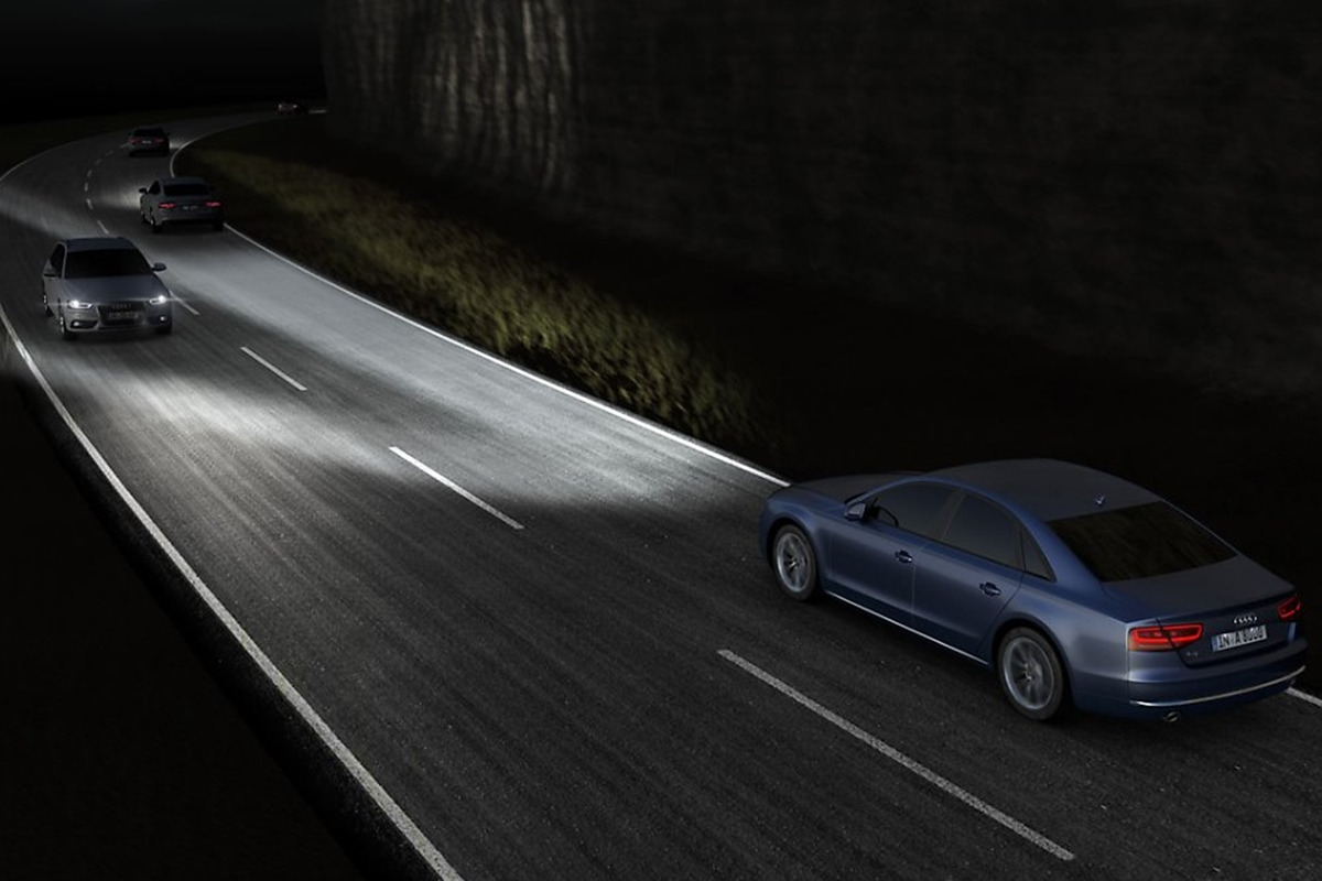 5_하이빔 어시스트_아우디.jpg