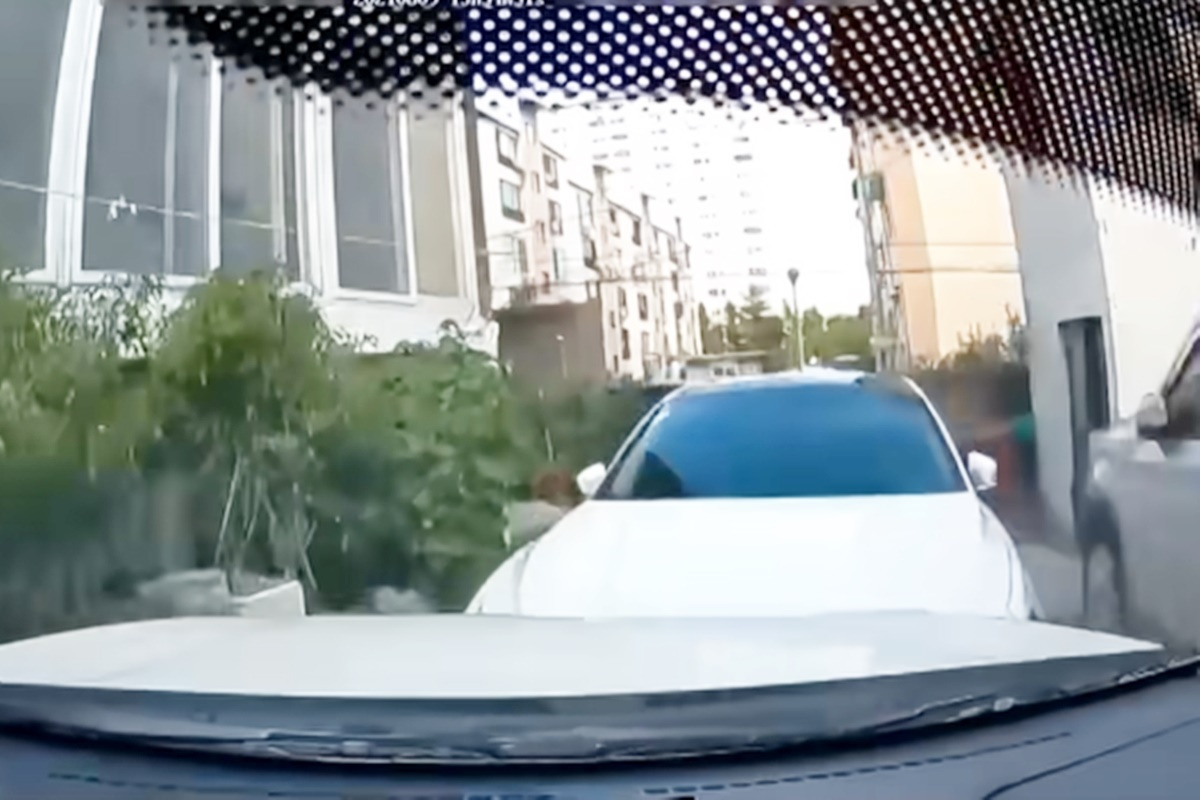 차량급발진 상황 한문철 2.jpg