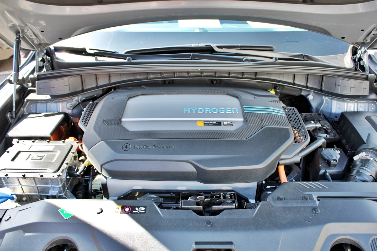 6_현대 넥쏘 수소 연료전지 시스템_Wikipedia.jpg