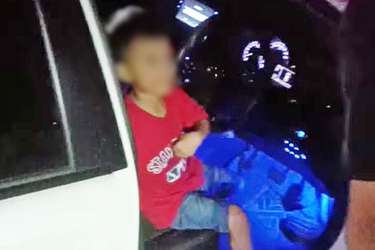 4_사고 후 차에서 내리는 어린이_페이스북 'Honeyzone Langkawi'.jpg