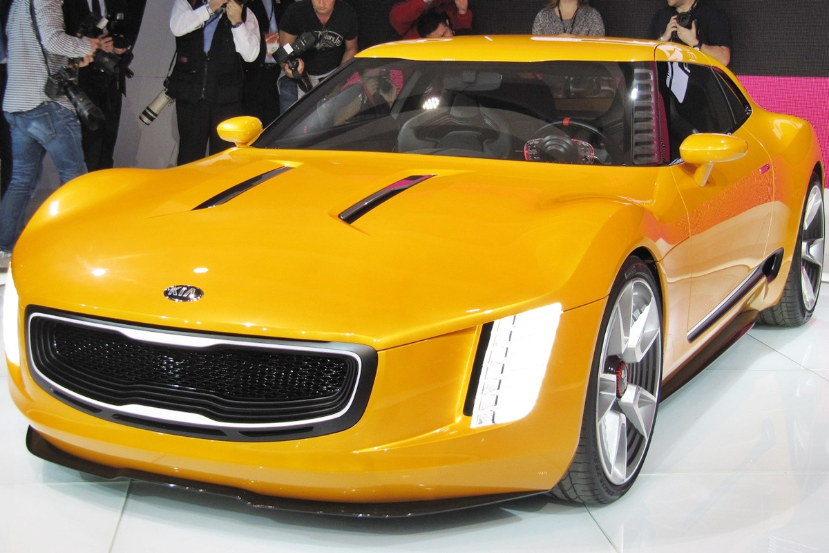 1_기아 GT4 스팅어 콘셉트_Motor Authority.jpg