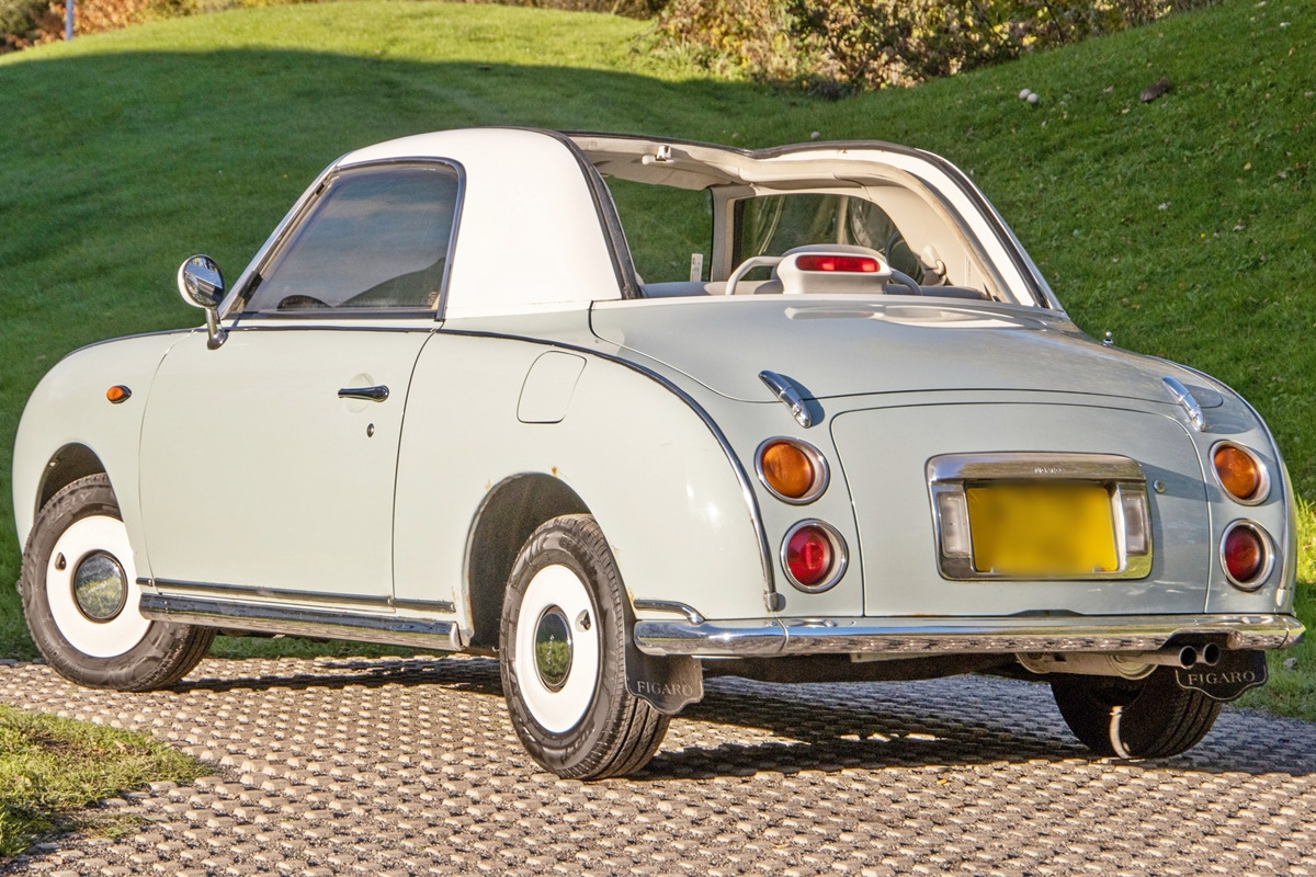 2_닛산 피가로_Manor Park Classics.jpg