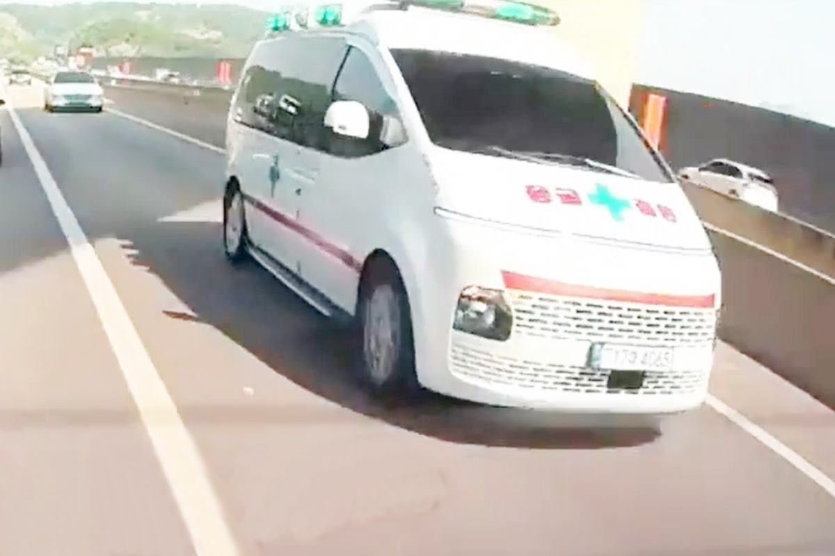 썸네일 사진 출처 = '보배드림'.jpg