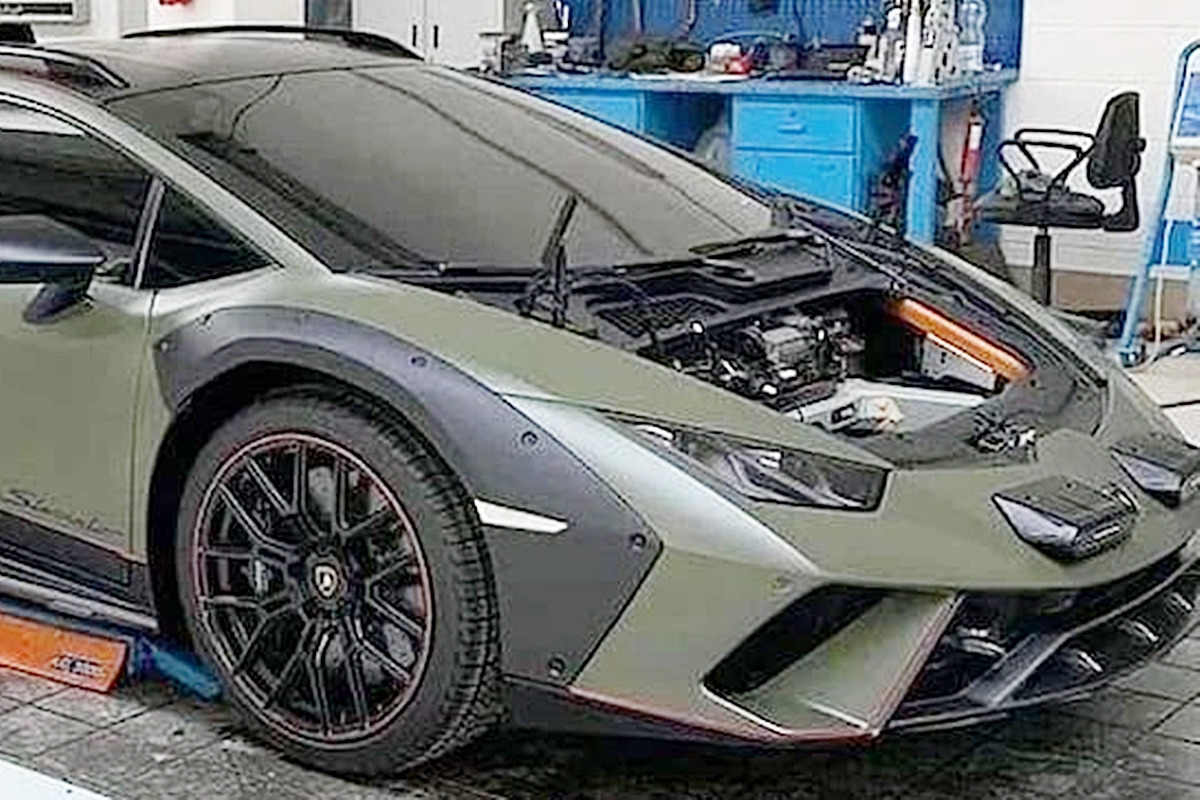 람보르기니 우라칸 스테라토.jpg