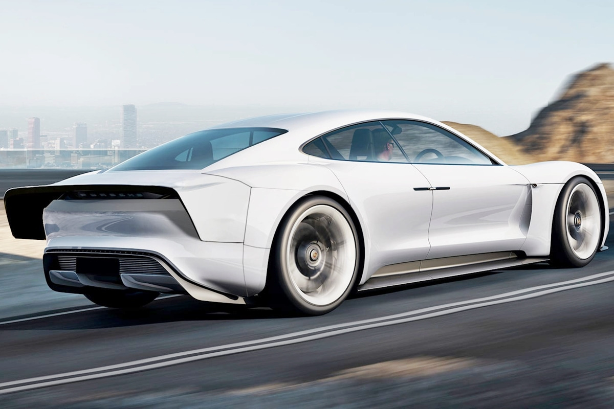 6_포르쉐 가변형 롱테일 예상도_CarBuzz.jpg