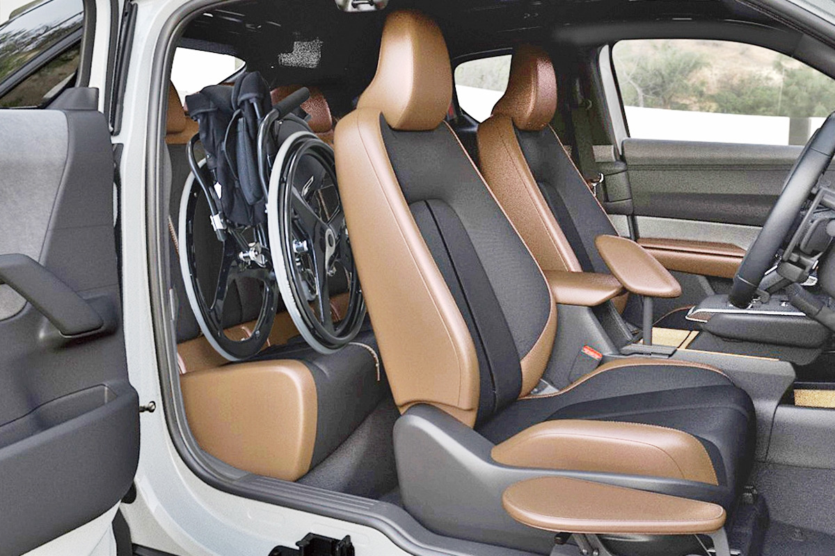 1_마쓰다 MX-30 SeDV 인테리어_Mazda.jpg