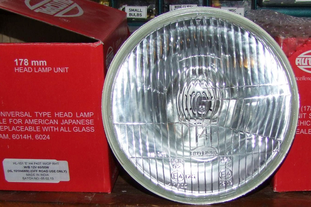 1_인치 헤드라이트 유닛_The Samba.jpg